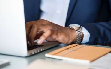 An HR consultant at your disposal, to support your Human Resources team